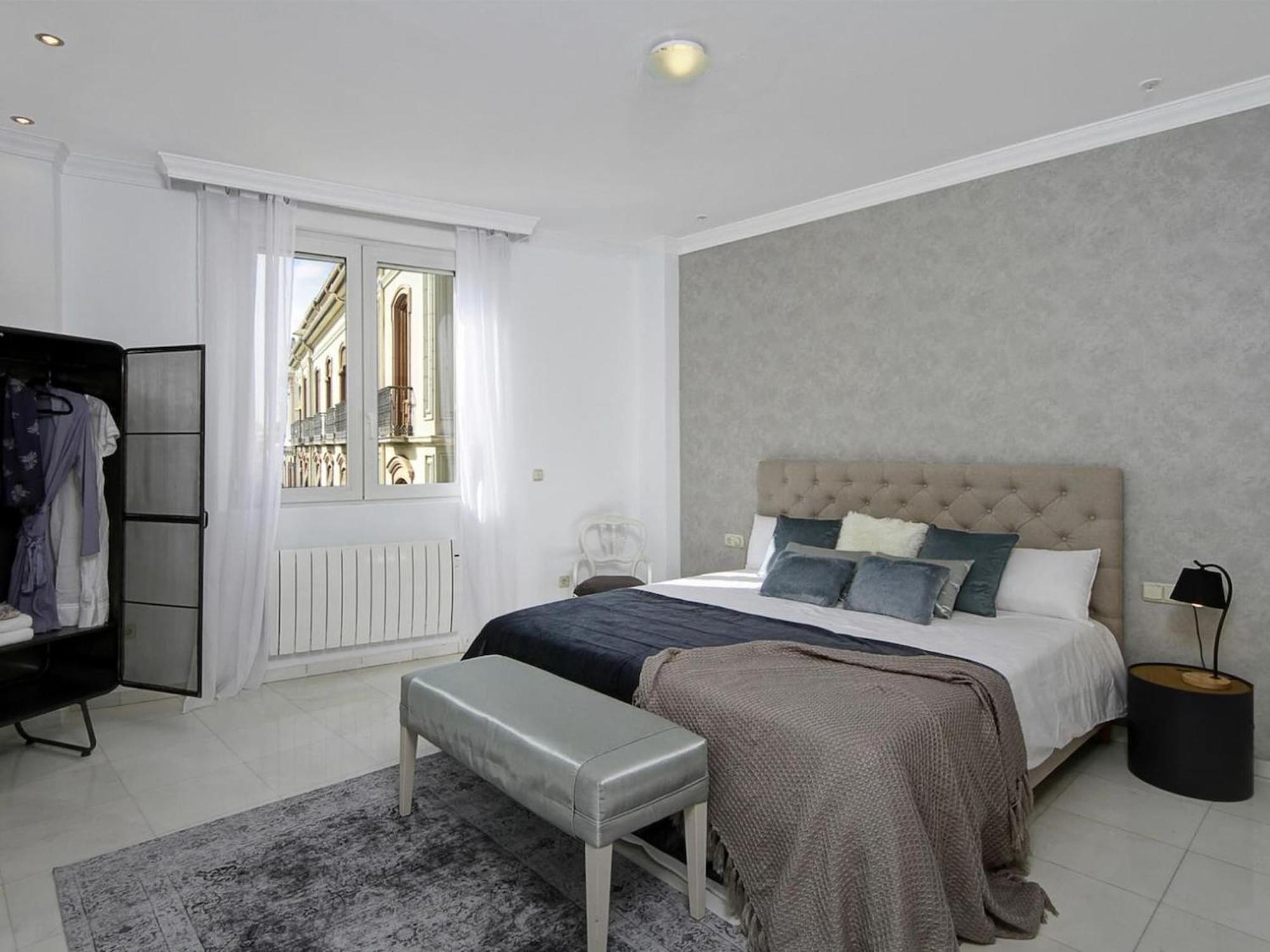 Chezmoihomes La Belle Epoque Oversized In The Very Heart Of Granada Bagian luar foto