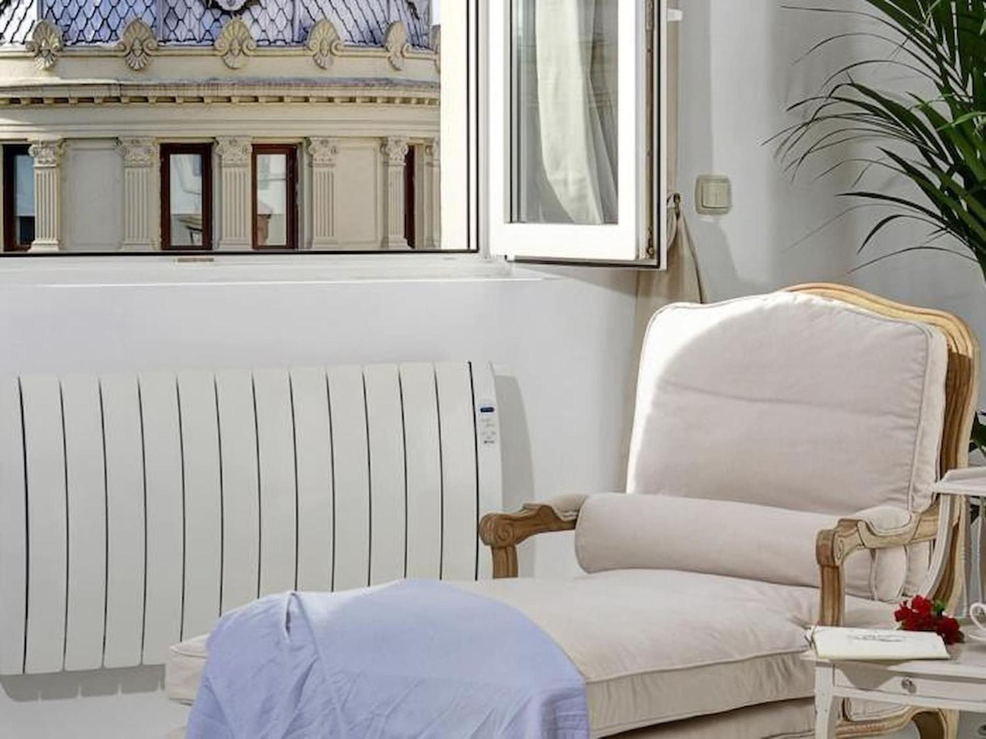 Chezmoihomes La Belle Epoque Oversized In The Very Heart Of Granada Bagian luar foto